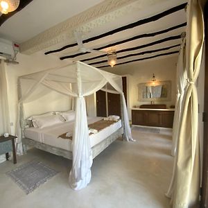 Queen Room Pool View